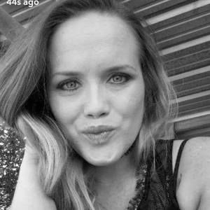 Meet your Posher, Carollang